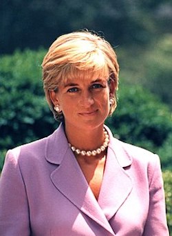 240px-Diana,_Princess_of_Wales_1997_(2).jpg